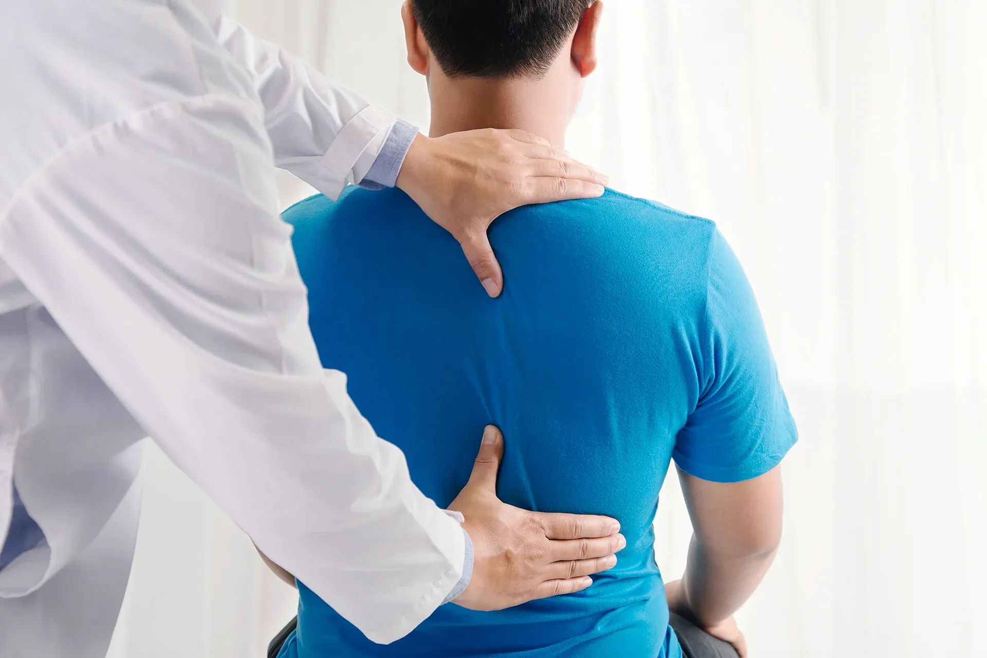 Lesiones de espalda habituales en los accidentes de tráfico por alcance en Illinois Lesiones de espalda habituales en los accidentes de tráfico por alcance en Illinois