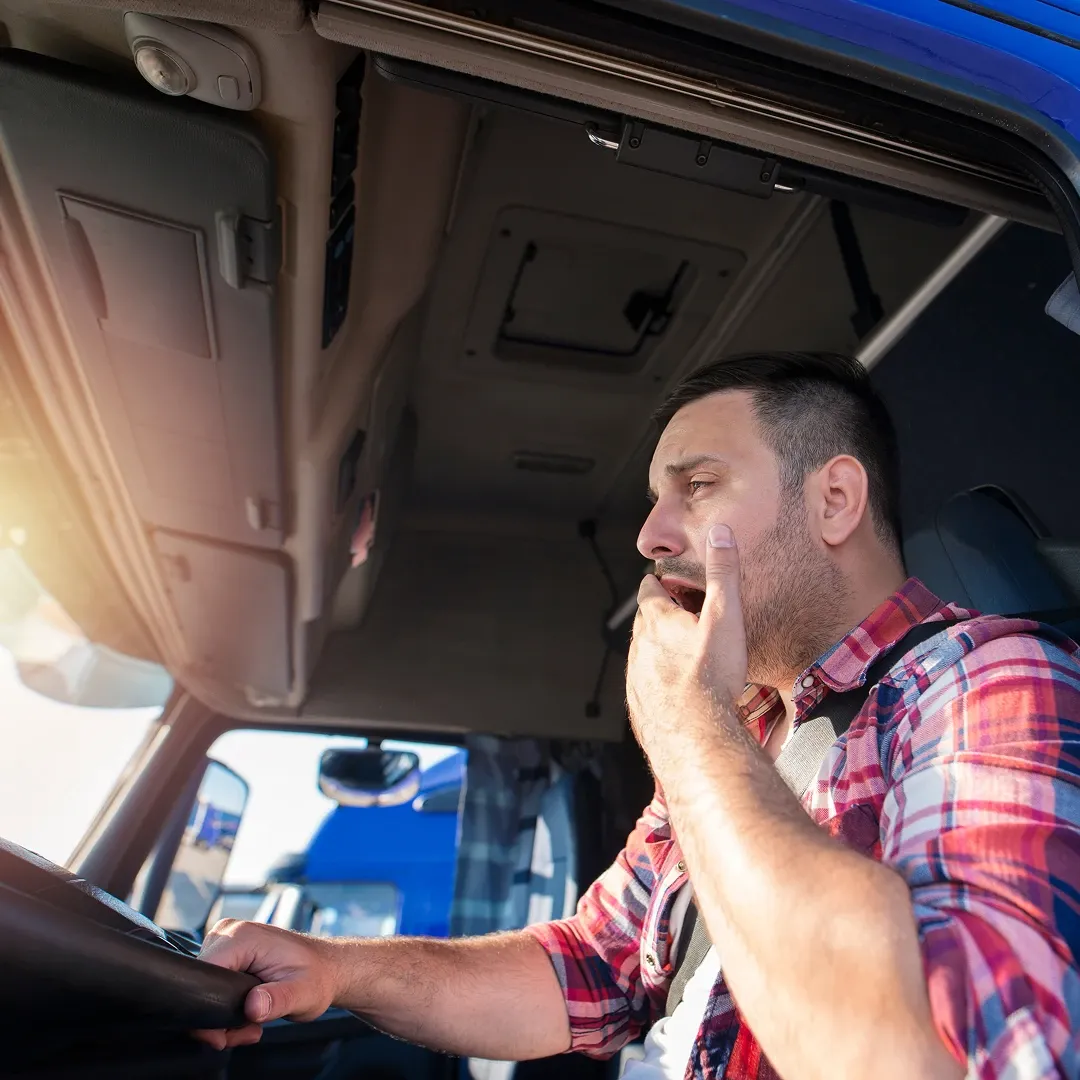 Abogados especializados en accidentes causados por conductores de camiones distraídos Abogados especializados en accidentes causados por conductores de camiones distraídos