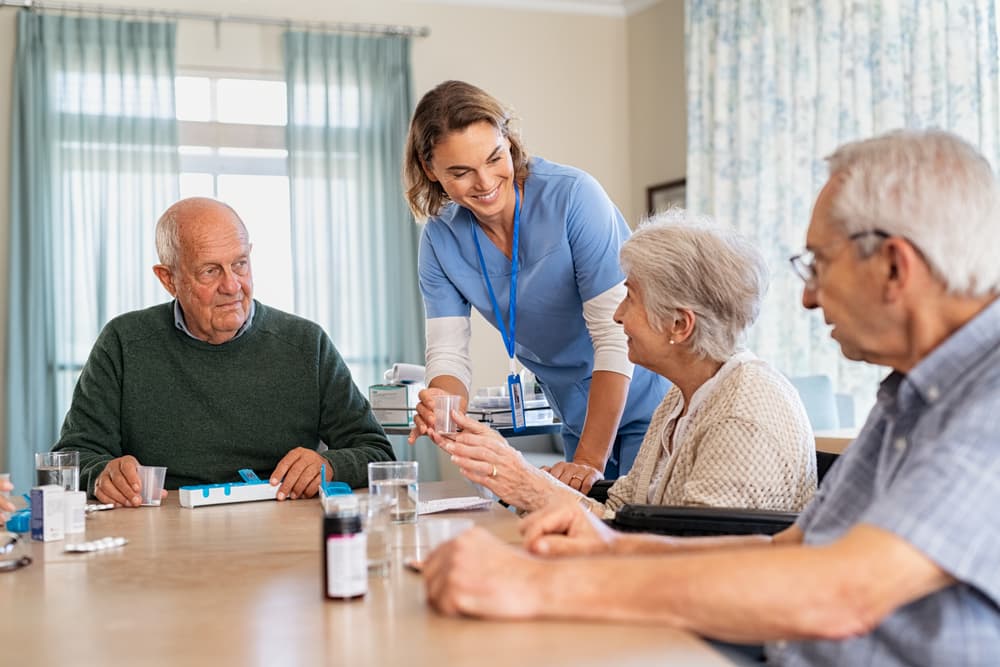 El uso excesivo de medicamentos en las residencias de ancianos: ¿debería preocuparte? El uso excesivo de medicamentos en las residencias de ancianos: ¿debería preocuparte?
